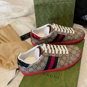 Gucci sneakers